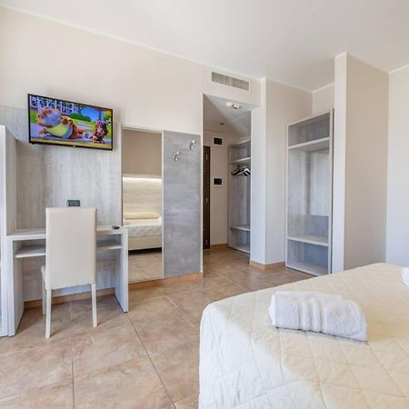 Hotel Salento Mirfran Torre San Giovanni Exterior foto